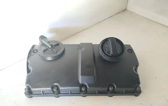 Volkswagen PASSAT B5 Rocker cam cover 038103469 1802012359