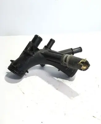 Dodge Nitro Thermostat housing 2012F