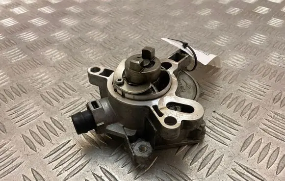 Volvo XC90 Vacuum pump 31316688