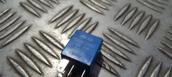 Hyundai Santa Fe Other relay 9522429850 95224-29850