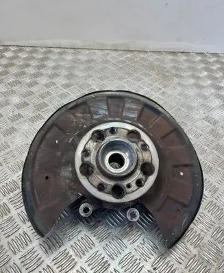 Mercedes-Benz SL R231 Rear wheel hub A2314230120 A2313507600