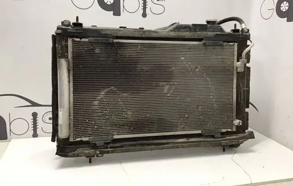 Subaru Outback (BT) Radiator set 45120AN01A 45100AN01A