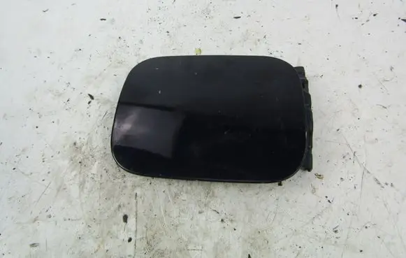 Audi A4 S4 B5 8D Fuel tank cap trim 