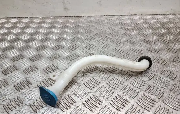 Nissan Note (E11) Window washer liquid tank fill tube 