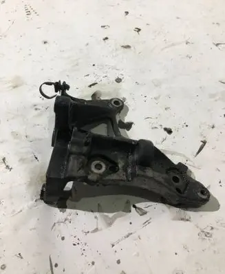 Ford Focus Generator/alternator bracket 9653249480