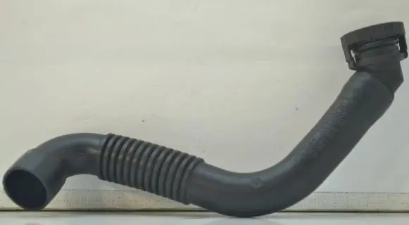 Audi A6 S6 C6 4F Breather/breather pipe/hose 03G103493Q