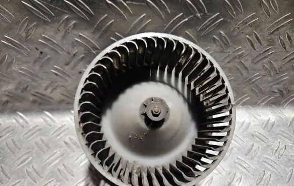 Nissan Sunny Heater fan/blower