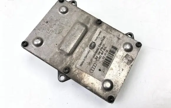 Audi A8 S8 D3 4E Headlight ballast module Xenon 4E0907813 5DF00827910 74062200