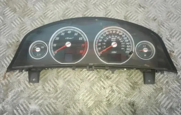 Opel Signum Speedometer (instrument cluster) 13140908SE