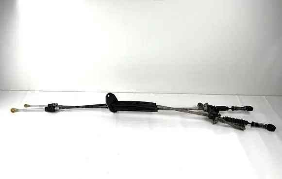 Volkswagen Caddy Gear shift cable linkage 7M3711874F