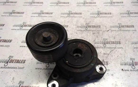 Honda CR-V Alternator belt tensioner 