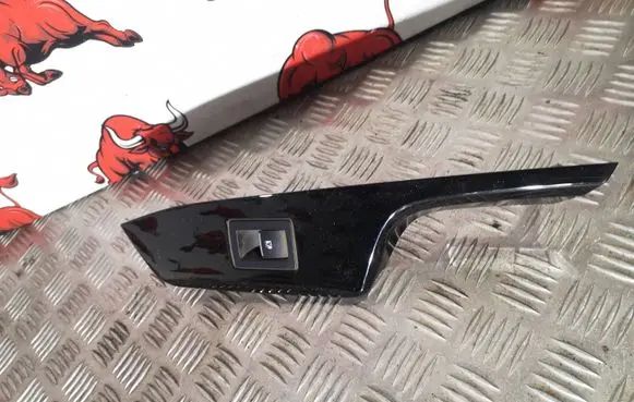 Toyota C-HR I Electric window control switch 74231F4010 F4050 193170