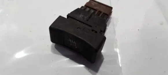 Fog light switch