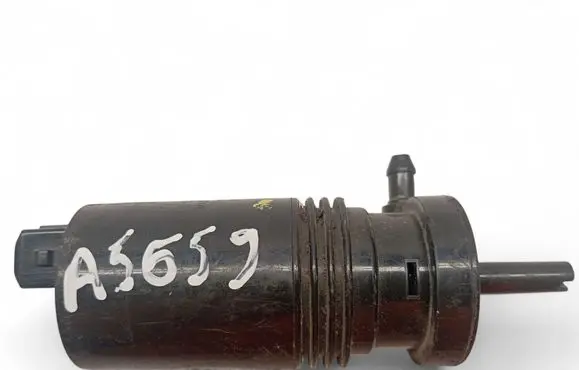 Volvo S80 Windscreen/windshield washer pump 1013229