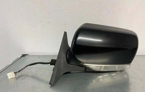 Subaru Forester SG Front door electric wing mirror