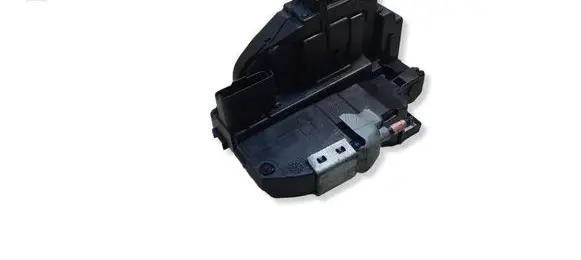 Nissan Leaf II (ZE1) Rear door lock V802V