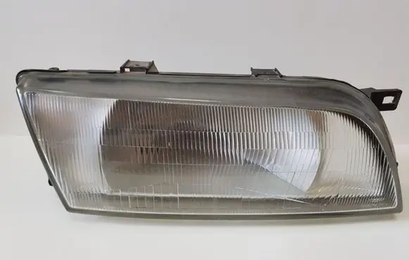 Nissan Almera Headlight/headlamp 4738