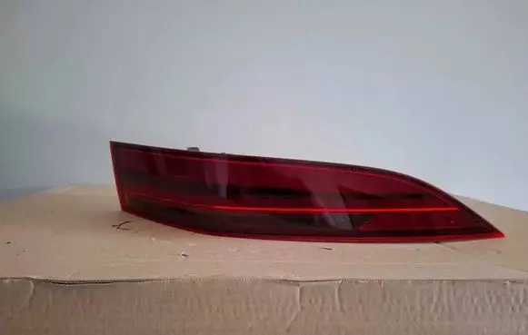 Jaguar E-Pace Rear/tail lights J9C313404