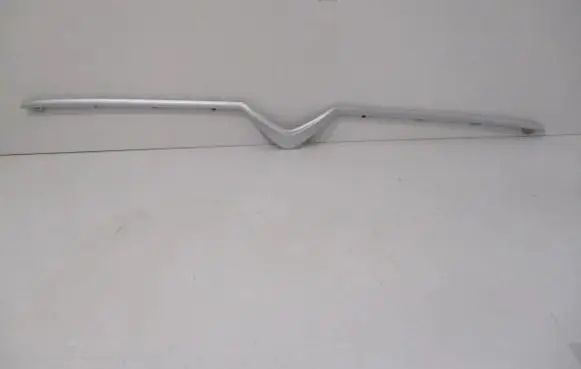 Citroen Berlingo Front bumper upper radiator grill 9822039780