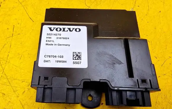 Volvo XC60 Tailgate/trunk control unit/module 32214270 31676624