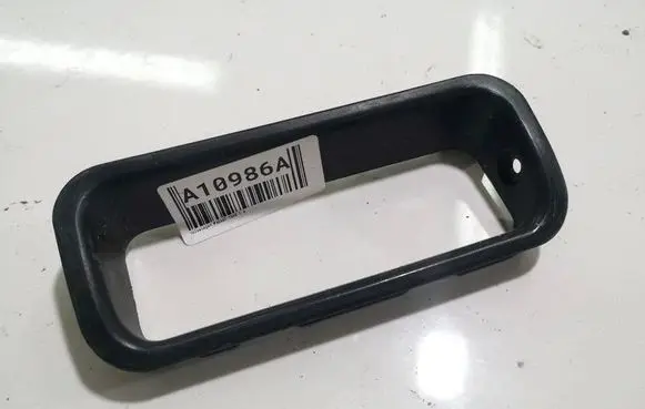 Volkswagen PASSAT B4 Other interior part 893867395