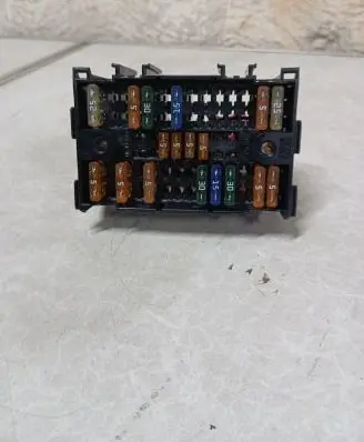 Volkswagen Transporter - Caravelle T5 Fuse module 7E0937617A