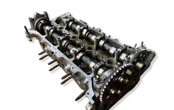 Toyota Verso Engine head 1BB0549