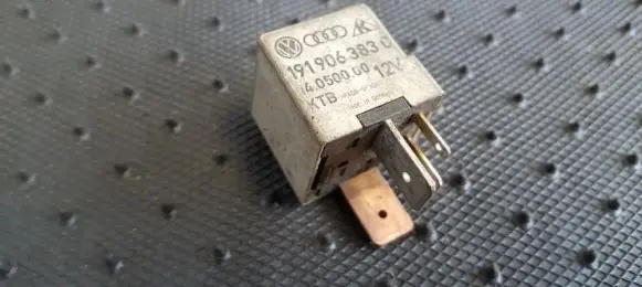 Audi TT Mk1 Other relay 191906383C 14.0500.00