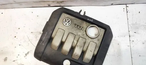 Volkswagen Jetta V Engine cover (trim) 03G103925AJ 03G103925AA