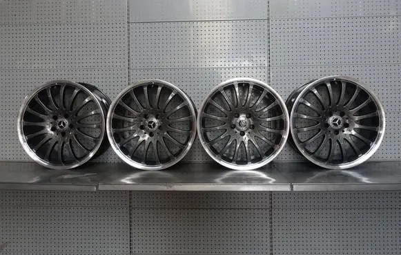 Mercedes-Benz CLK C207 A207 R19 alloy rim 36191852