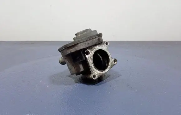 Opel Astra H Throttle body valve 8973002310