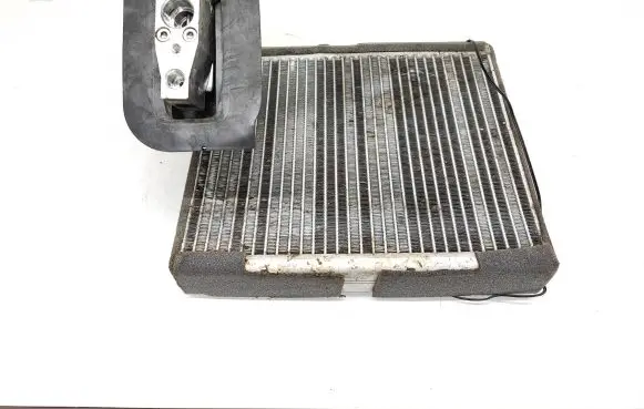 Air conditioning (A/C) radiator (interior)