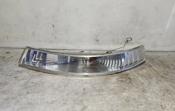Nissan Primastar Front indicator light 8200402983