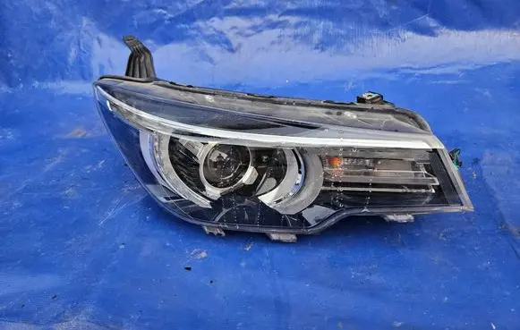 MG ZS Headlight/headlamp 10301282 81051-210S40