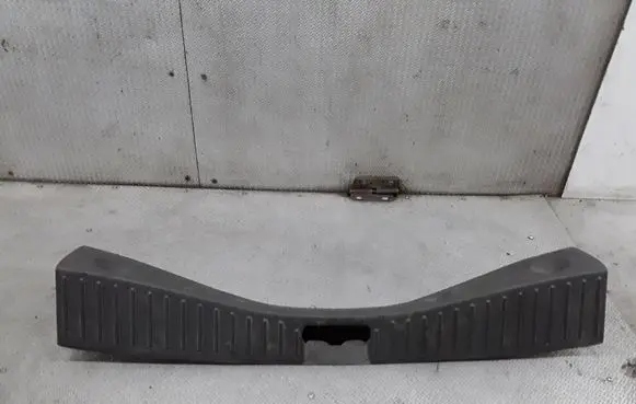 Ford C-MAX I Trunk/boot sill cover protection