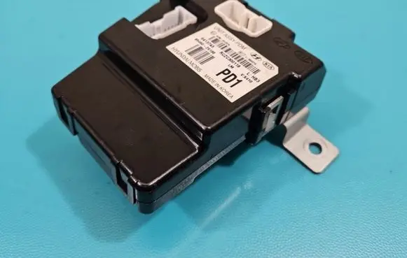 Hyundai ix35 Central body control module 95460-2S100 IMPRK1417917