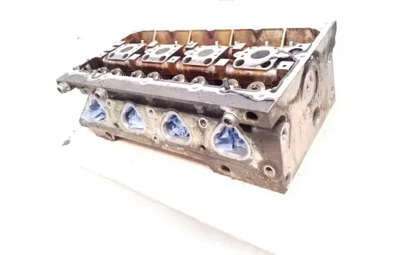 Volkswagen Caddy Engine head 036103373AM