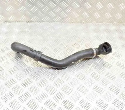 Volvo XC90 Engine coolant pipe/hose 31474845
