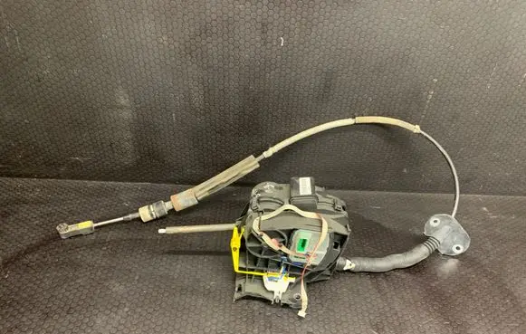 Ford S-MAX Gear shifter/selector 6G917C453JA