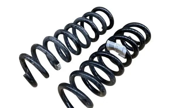 BMW 4 F32 F33 Rear coil spring 6851929 33536851929