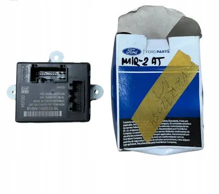 Ford Focus Door control unit/module BV6N14B533BL