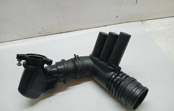 Seat Leon (5F) Air intake hose/pipe 04E129656