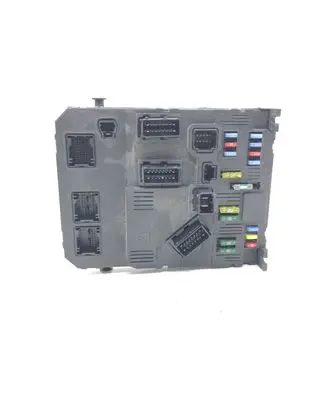Peugeot 407 Fuse module