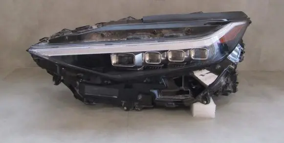 Toyota bZ4X Headlight/headlamp
