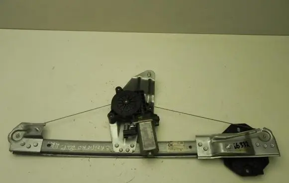 Dacia Sandero Front door window regulator with motor 807209299R I6332