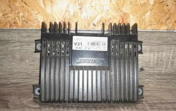 Mazda 6 Sound amplifier GM1A6692X