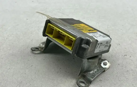 Toyota Yaris Airbag control unit/module 891700D180