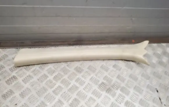 Mercedes-Benz C W204 (A) pillar trim A2046902126