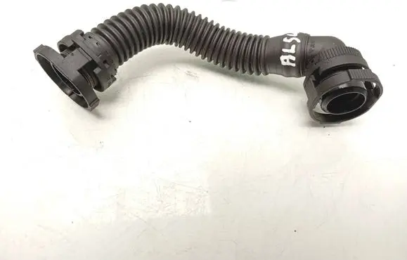 Volkswagen PASSAT B8 Breather/breather pipe/hose 