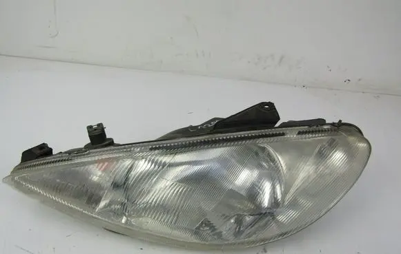 Peugeot 206 CC Headlight/headlamp 